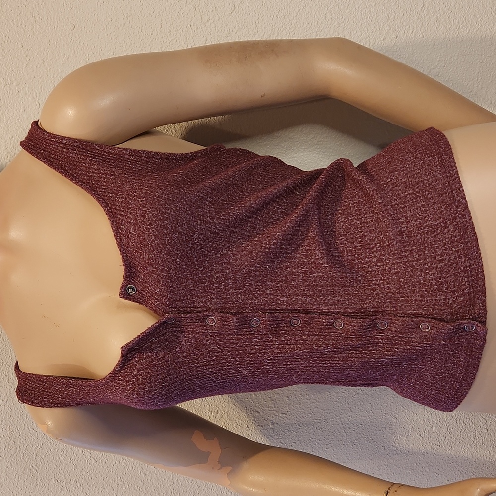 American Eagle plum crop top. Medium
